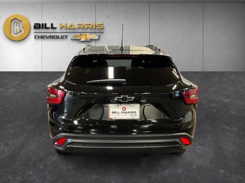 New 2026 Chevrolet Trax LT w/ Driver Confidence Package FWD image 12