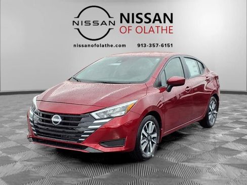 New 2025 Nissan Versa SV w/ Trunk Package FWD image 1