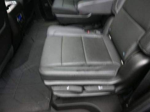 Used 2021 Chevrolet Tahoe LT w/ LT Signature Package AWD/4WD image 23