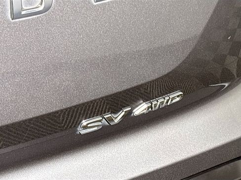 Used 2022 Nissan Pathfinder SV w/ SV Premium Package image 24