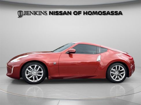 Used 2014 Nissan 370Z Coupe image 15