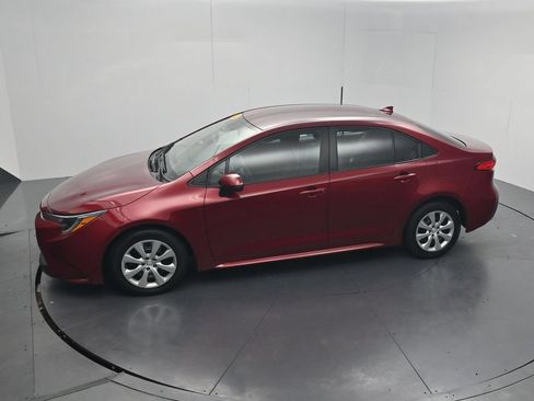 Used 2024 Toyota Corolla LE FWD image 48