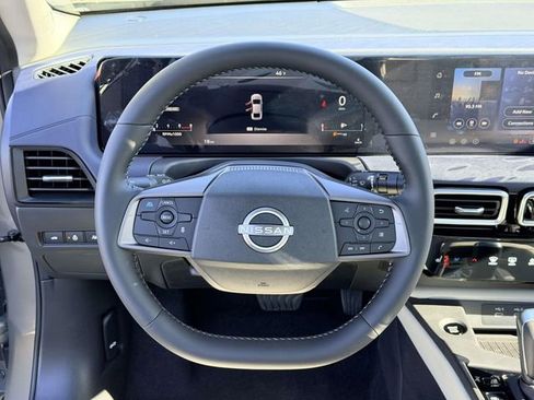 New 2026 Nissan Sentra SL w/ Floor Mat Package FWD image 19