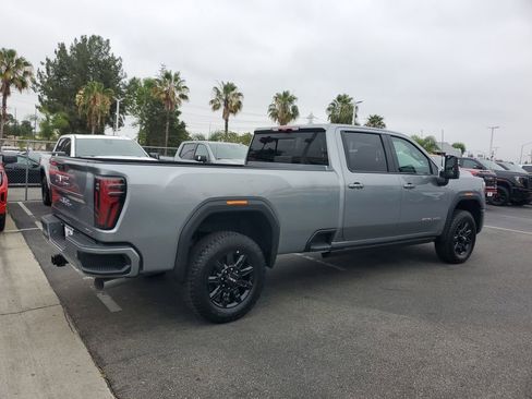 New 2026 GMC Sierra 2500 AT4 w/ AT4 Premium Plus Package AWD/4WD image 4