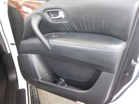 Used 2017 Nissan Armada Platinum w/ Captain Seat Package AWD/4WD image 35