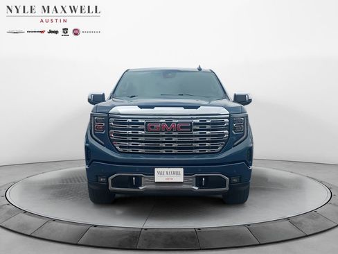Used 2024 GMC Sierra 1500 Denali w/ Denali Reserve Package AWD/4WD image 18