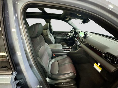 New 2026 Honda Pilot Black Edition image 28