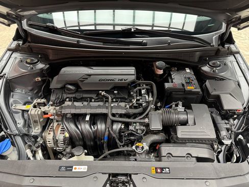 Used 2023 Hyundai Elantra SEL w/ Convenience Package FWD image 26