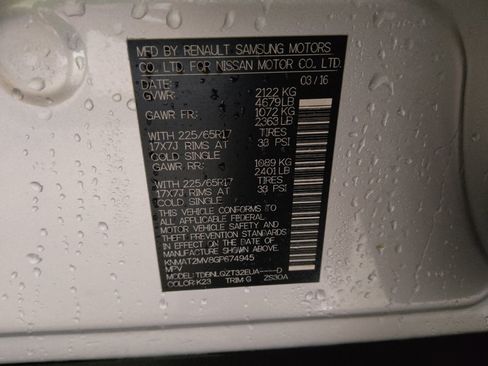 Used 2016 Nissan Rogue SV image 33