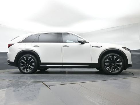 Certified 2024 MAZDA CX-90 Plug-In Hybrid w/ Premium Plus AWD/4WD image 33