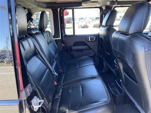 Used 2022 Jeep Wrangler Unlimited Sahara 4xe image 28