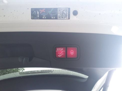 Certified 2022 Mercedes-Benz GLE 350 4MATIC image 17