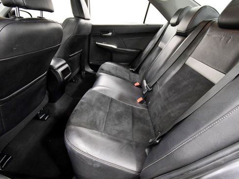 Used 2014 Toyota Camry SE w/ Leather Package image 13