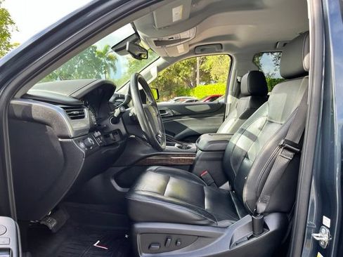 Used 2020 Chevrolet Tahoe LT w/ RST Edition RWD image 7