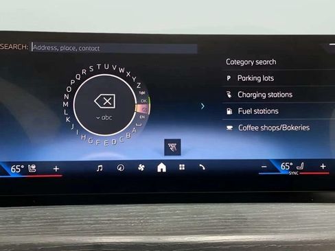 Used 2025 BMW 430i Convertible RWD image 39