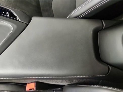 Used 2022 Chevrolet Corvette Stingray Premium Conv w/ Z51 Performance Package image 49