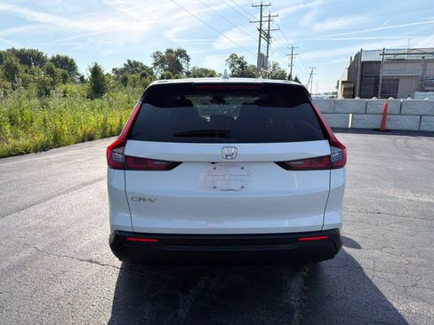Used 2024 Honda CR-V EX image 5
