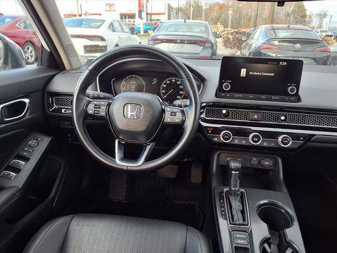 Used 2022 Honda Civic EX-L image 9