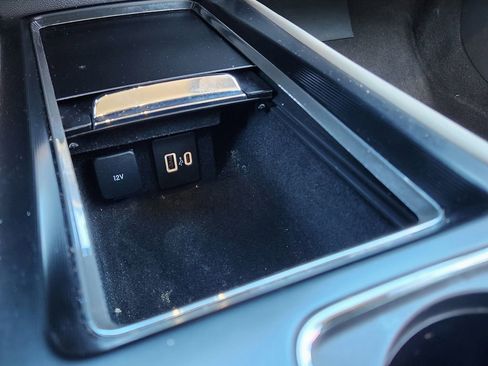 Used 2024 Lincoln Corsair Grand Touring image 30