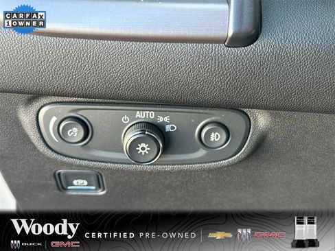 Used 2023 GMC Terrain AT4 image 18