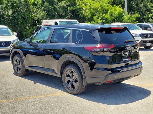New 2026 Nissan Rogue SV FWD image 5
