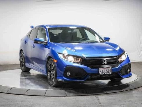 Used 2018 Honda Civic EX image 5