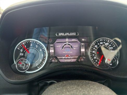 Used 2022 RAM 1500 Big Horn image 10