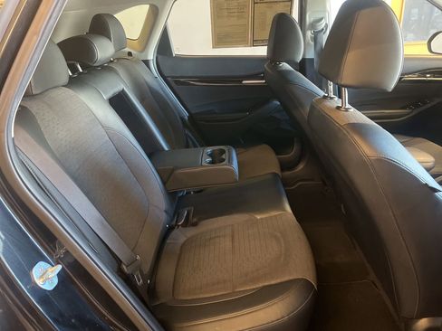 Used 2023 Kia Seltos S w/ Navigation Package FWD image 19