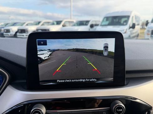 Used 2022 Ford Escape SEL w/ Technology Package image 28