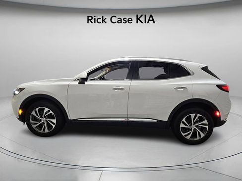 Used 2023 Buick Envision Essence image 3