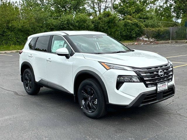 New 2026 Nissan Rogue SV AWD/4WD image 3