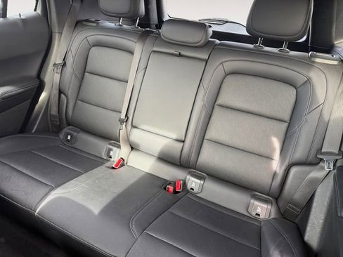 Used 2025 Chevrolet Equinox LT w/ Convenience Package II image 17