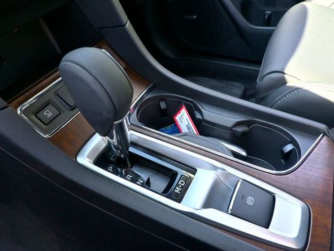 New 2025 Subaru Ascent Touring image 8