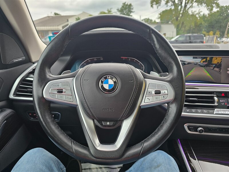 Used 2021 BMW X7 xDrive40i w/ Premium Package AWD/4WD image 6