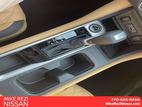 New 2025 Nissan Sentra SV w/ SV Premium Package image 16