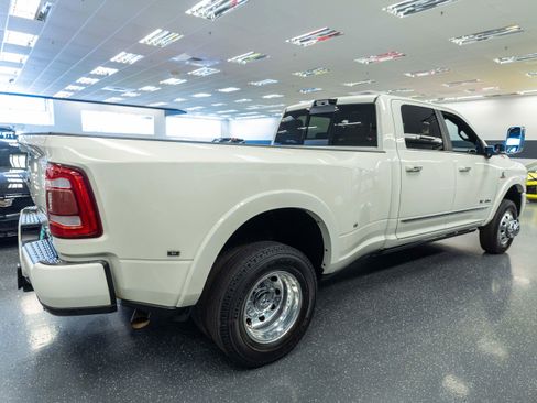 Used 2019 RAM 3500 Limited w/ Max Tow Package AWD/4WD image 8