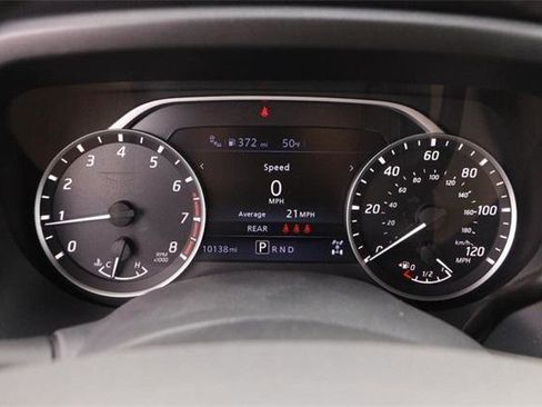 Used 2024 Nissan Titan SV w/ SV Bronze Edition Package image 13