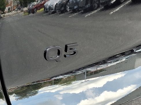 New 2025 Audi Q5 Premium Plus image 19