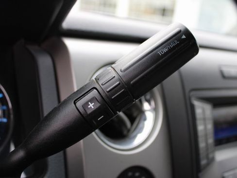 Used 2013 Ford F150 XLT w/ Luxury Equipment Group image 18