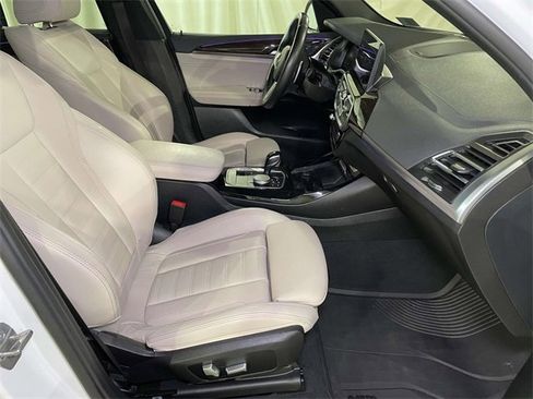 Used 2022 BMW X3 M40i image 23