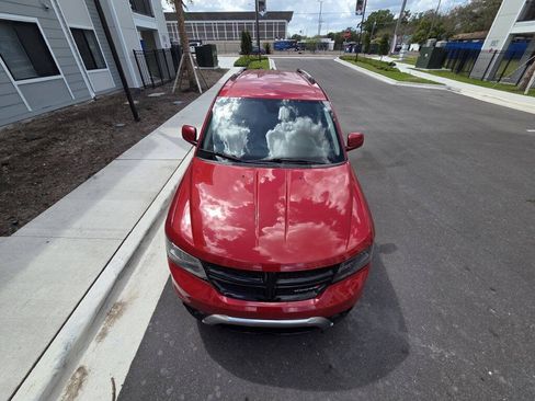 Used 2018 Dodge Journey Crossroad FWD image 3