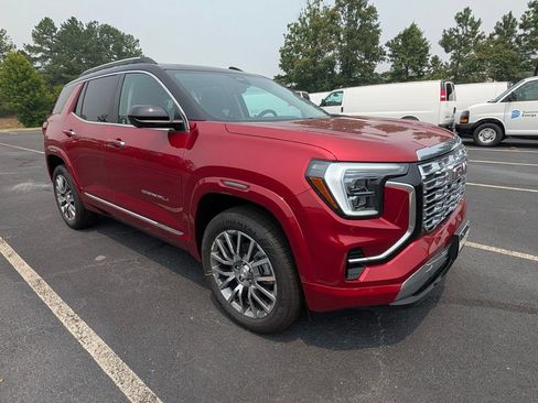 New 2027 GMC Terrain Denali w/ LPO, Floor Liner Package AWD/4WD image 1