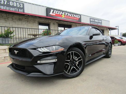 Used 2018 Ford Mustang Premium RWD image 1