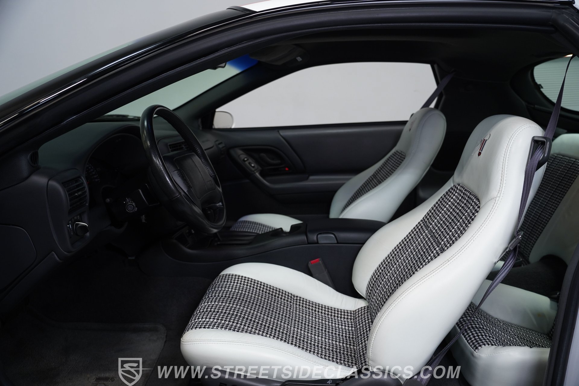 Used 1997 Chevrolet Camaro Z28 w/ Preferred Equipment Group 2 RWD image 38