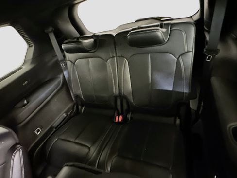 Used 2024 Jeep Grand Cherokee L Limited w/ Luxury Tech Group II image 31