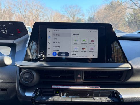 Used 2025 Toyota Prius LE image 21