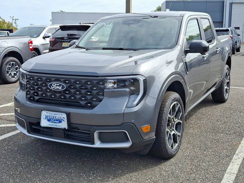 New 2025 Ford Maverick Lariat w/ 4K Tow Package image 3