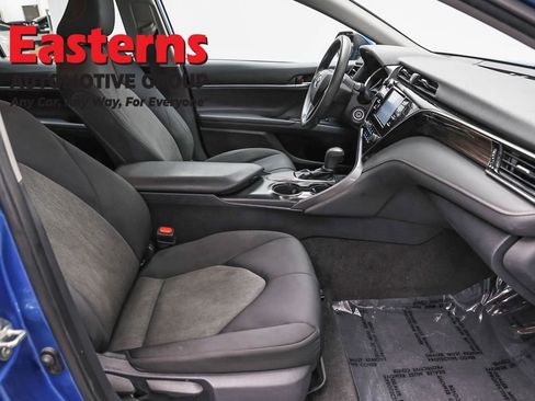 Used 2019 Toyota Camry LE FWD image 23