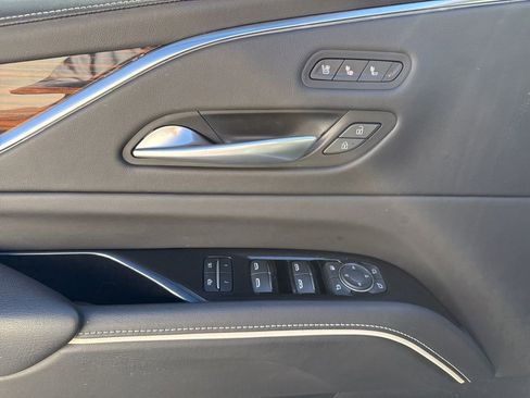 Used 2023 Cadillac Escalade Premium Luxury w/ LPO, Floor Liner Package image 20