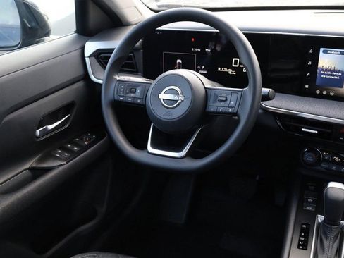 New 2026 Nissan Kicks SV w/ SV Premium Package image 25